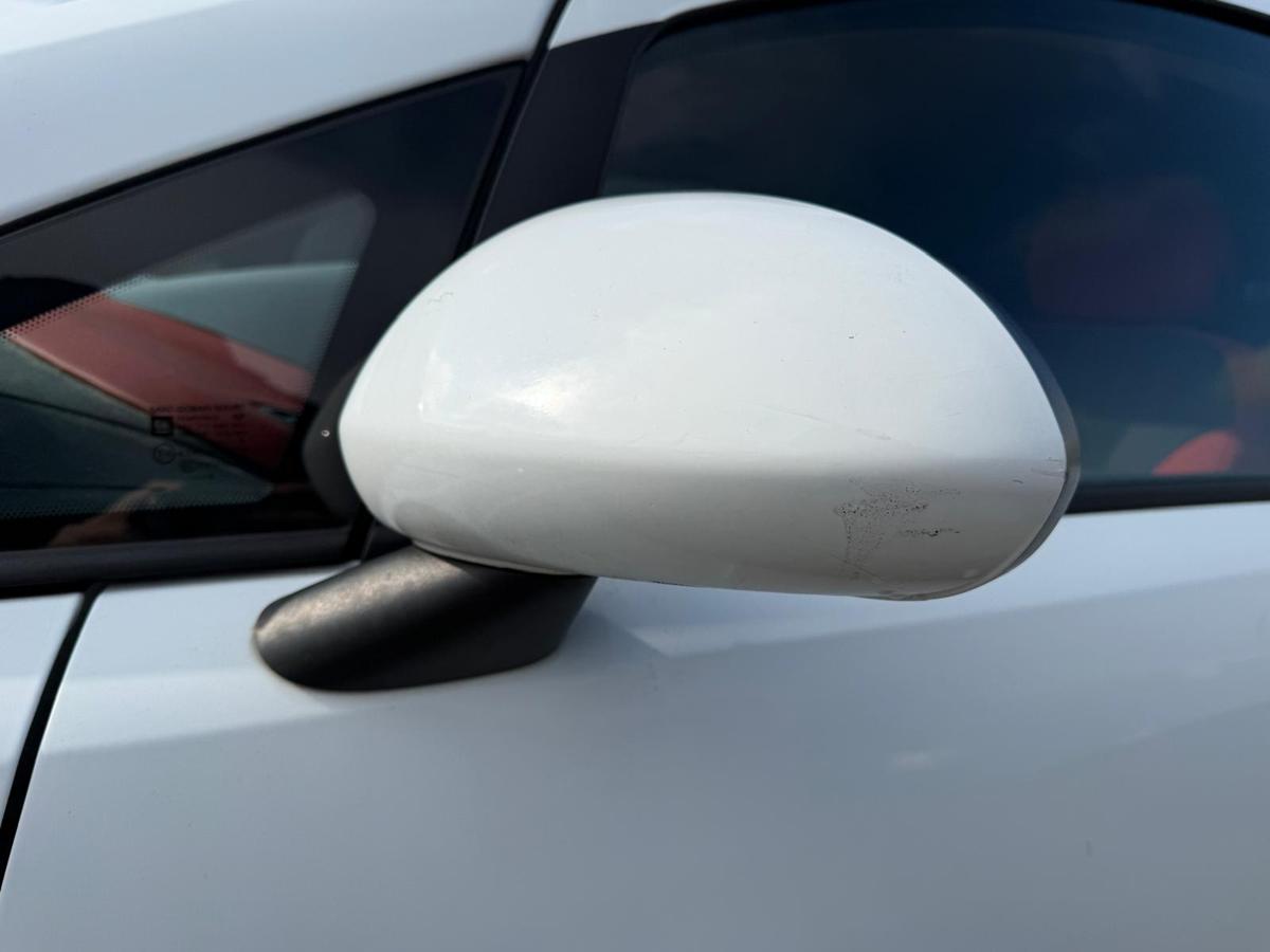 Opel Corsa D original Außenspiegel links Y474 Casablancaweiß elektrisch BJ08